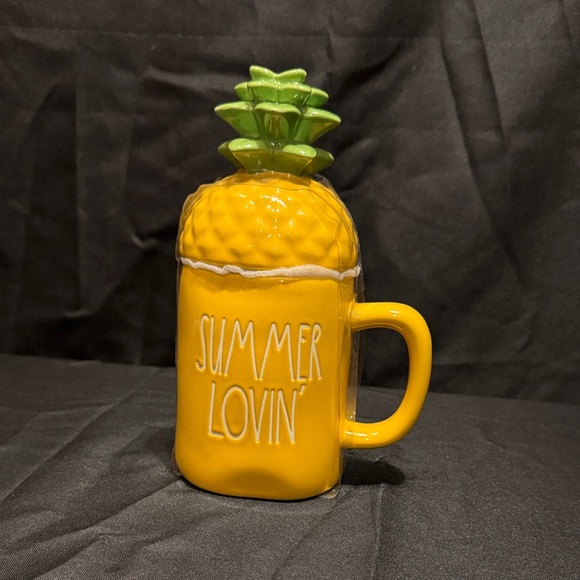 Rae Dunn Yellow Pineapple Mug - Picture 1 of 1